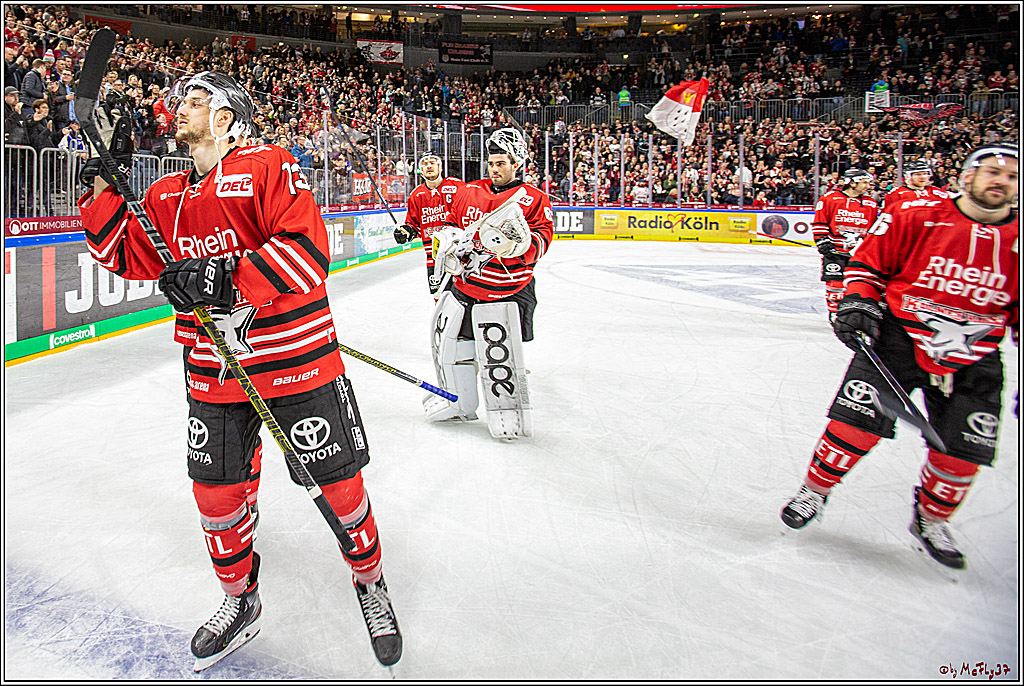 DEL;  Koelner Haie - Schwenninger Wild Wings; Koeln, 20.12.2019